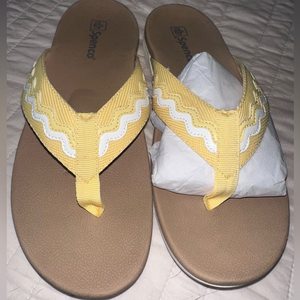 Spenco La Paz Sandal Yellow & White Size 9B
